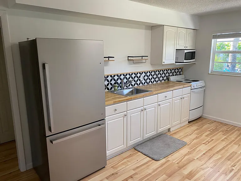 919 Turtle Cove Ln #4 — Photo 8