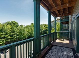 9 Kenilworth Knl #323, Asheville, NC 28805