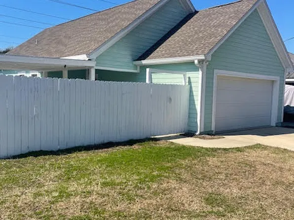 6498 N Lagoon Dr, Panama City Beach, FL 32408