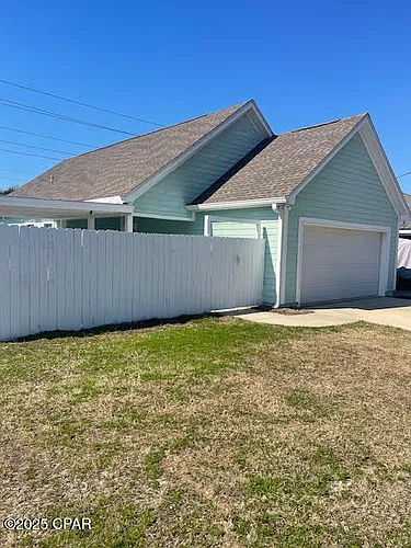 6498 N Lagoon Dr Photo 1