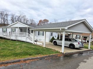 105 Eagle Pointe Ests, New Eagle, PA 15067