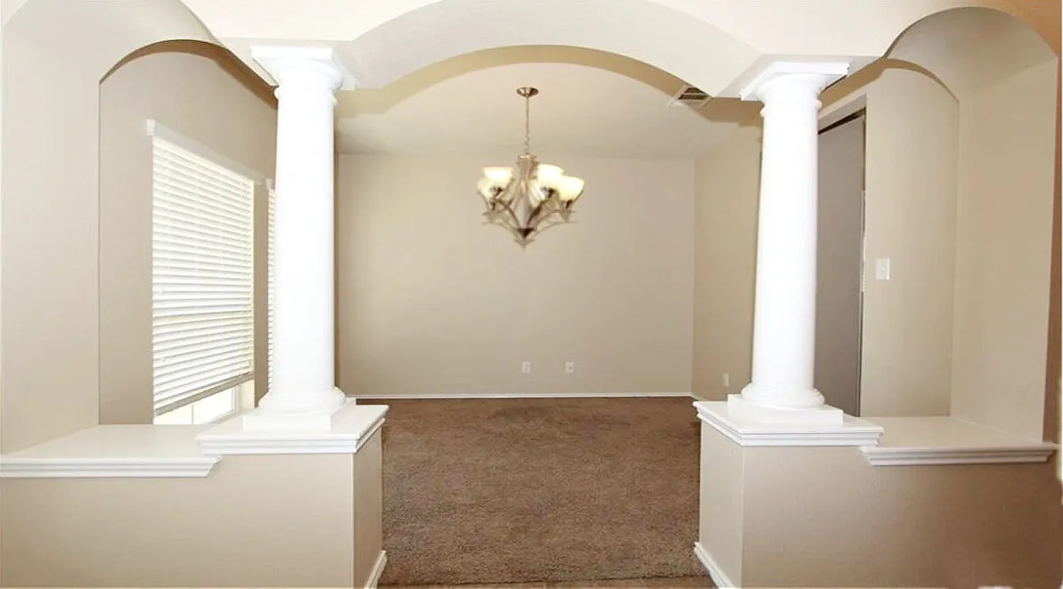 4 bed, 3.0 bath, 2450 sqft, $1,850 — Photo 4