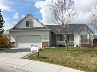 523 N Copper River Dr, Nampa, ID 83651