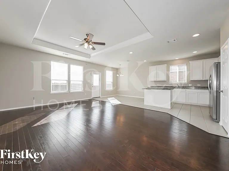 2023 Avondown Rd — Photo 4