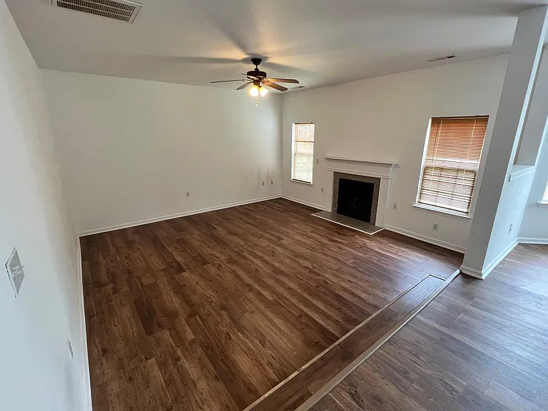 4005 Brookchase Blvd — Photo 3