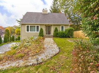 15 Kathleen Dr, Willimantic, CT 06226