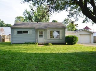 425 Pleasant Run Dr, Greenwood, IN 46142