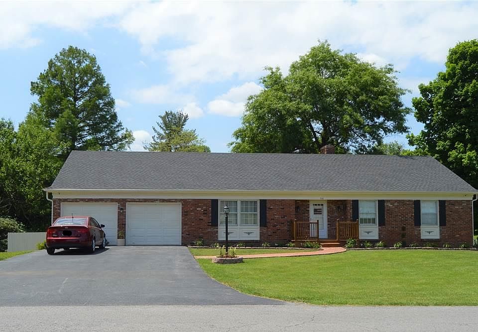 1st image of 318 Brookside Dr