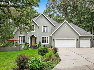 4841 E Briarwood Trail Ct, Springfield, MO 65809
