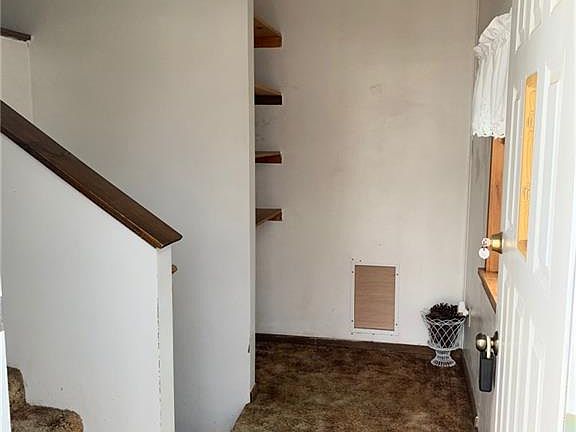 5th image of 1305 Knox St