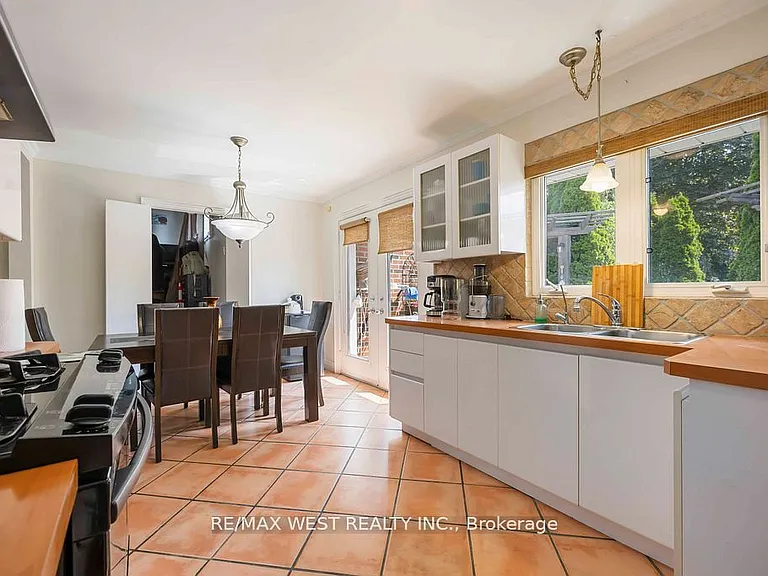 11 Duval Dr — Photo 11