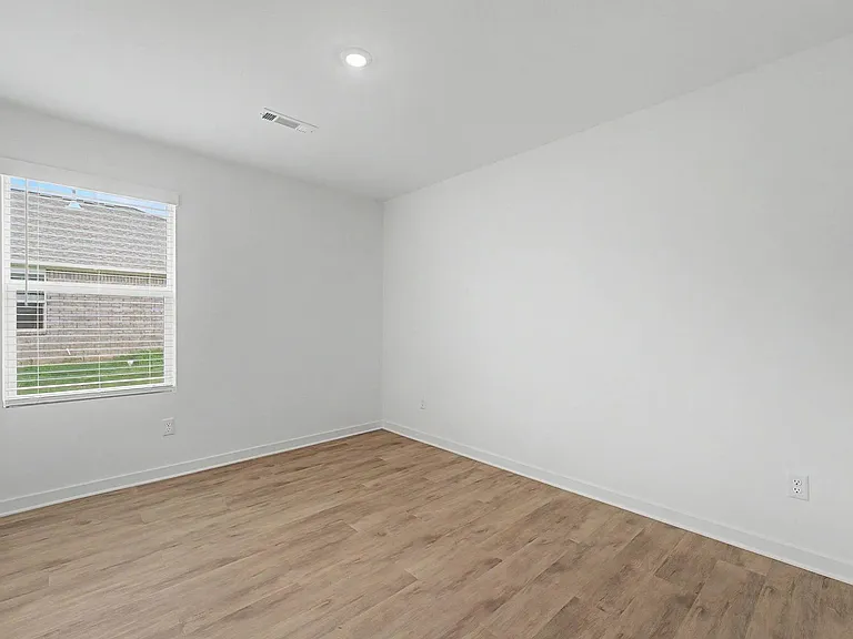 529 Nevada St — Photo 12