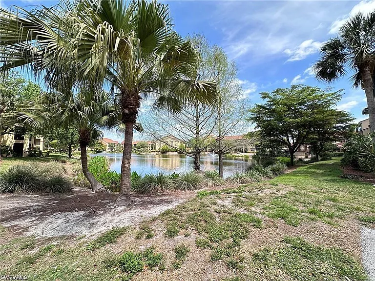 7915 Preserve Cir #214 — Photo 31