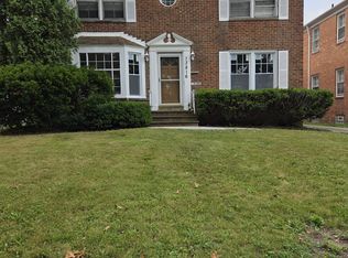 13816 Cedar Rd #1, Cleveland, OH 44118