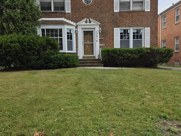 13816 Cedar Rd #1, Cleveland, OH 44118