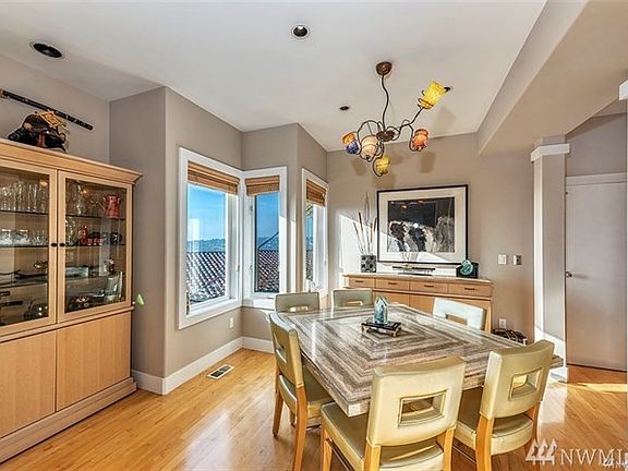 3rd image of 1113 Olympic Way W #C