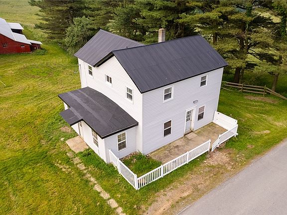 3rd image of 198 Mountain View Rd