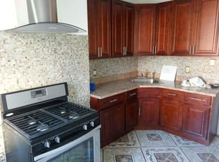118 Bowers St APT 2, Jersey City, NJ 07307
