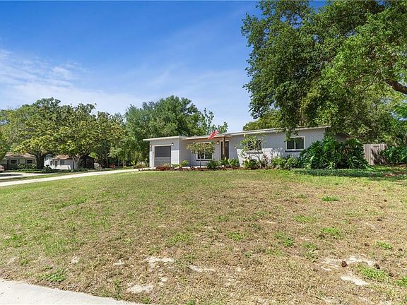 3rd image of 2712 Kumquat Dr