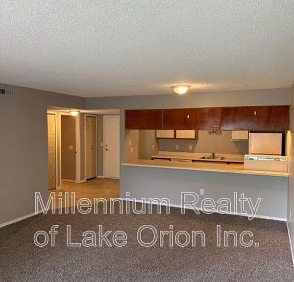 25 Louck St #5 — Photo 5