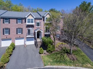 59 Spring Hill Cir, Wayne, NJ 07470
