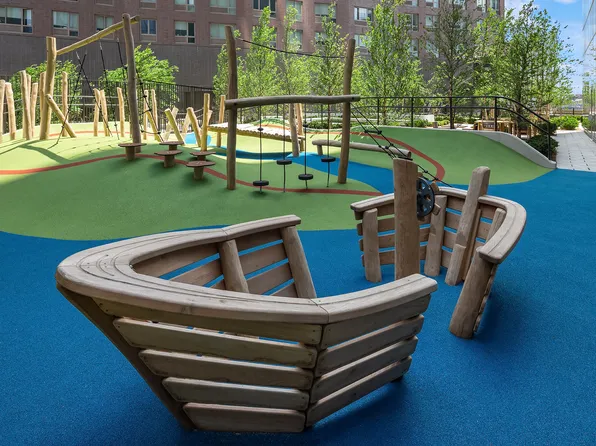 252 South Street image 24 of 31