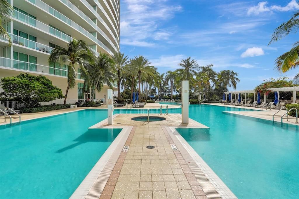 1 N Ocean Boulevard #813, photo 7