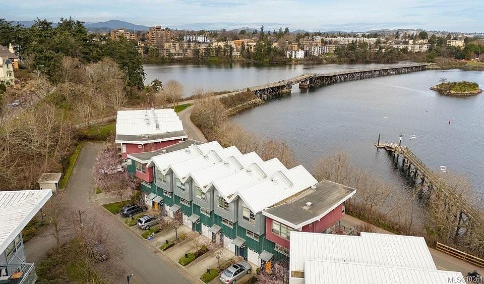 1st image of 864 Central Spur Rd #11