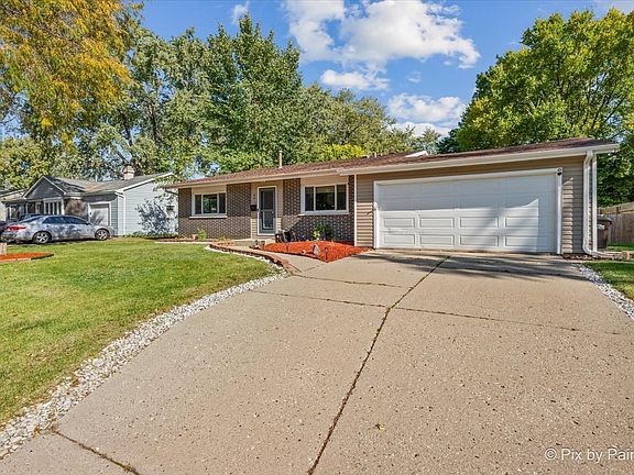 4th image of 641 Nottingham Ln