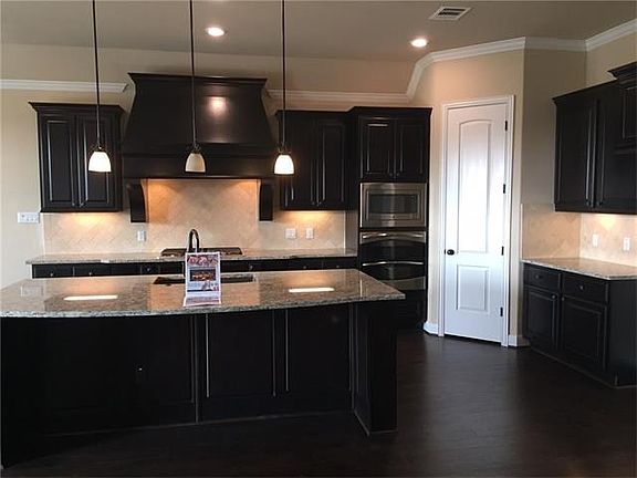 3rd image of 6205 Lake Teravista Way