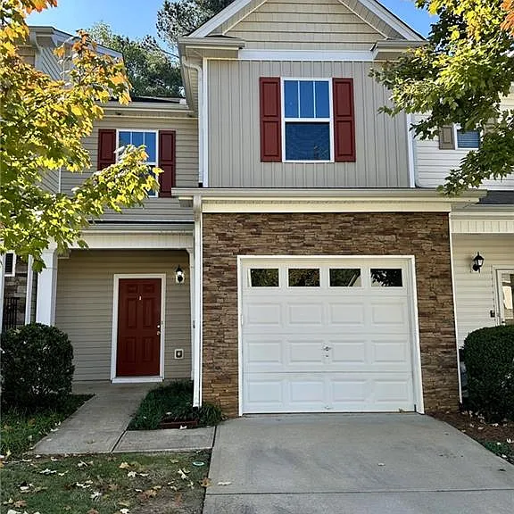 538 Oakside Pl — Photo 1