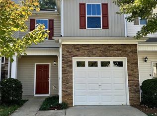 538 Oakside Pl, Acworth, GA 30102