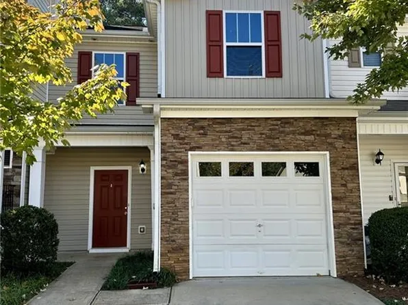 538 Oakside Pl, Acworth, GA 30102