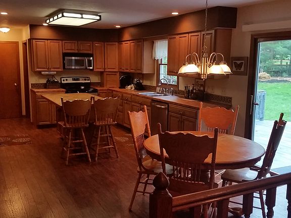 5th image of 34356 Blue Heron Dr