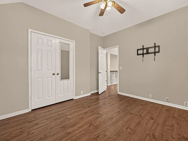 11218 Timbertree Ln — Photo 29