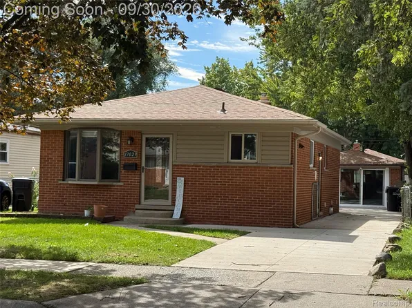 17029 Oconnor Ave, Allen Park, MI 48101