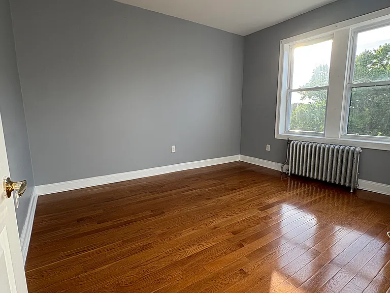 1084 Kennedy Blvd #3 — Photo 2