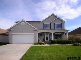 19616 Poppleton Ave, Omaha, NE 68130