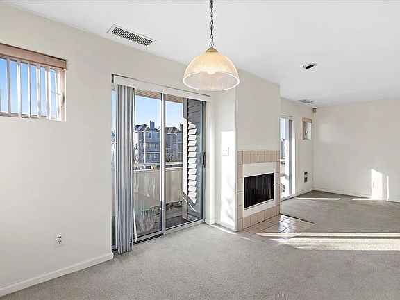 Living room 2