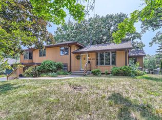 8840 Morris Rd, Bloomington, MN 55437