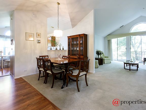 Living Room / Dining Room