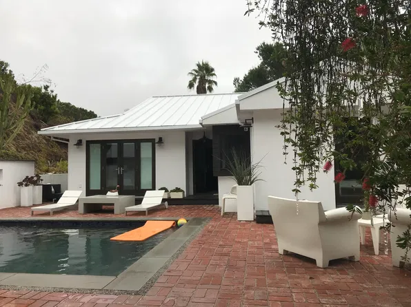 9649 Cedarbrook Dr, Beverly Hills, CA 90210