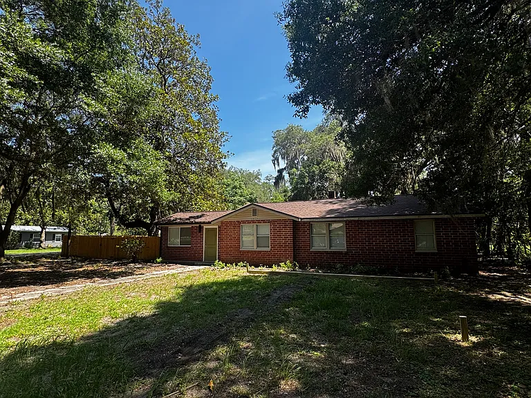 1003 NW 15th Ave — Photo 1