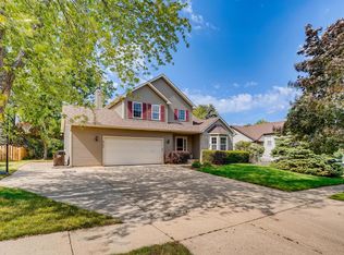 4748 Oregon Trl, McHenry, IL 60050
