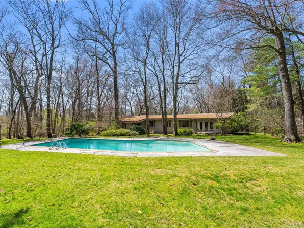 98 Cushman Road, Scarsdale, NY 10583