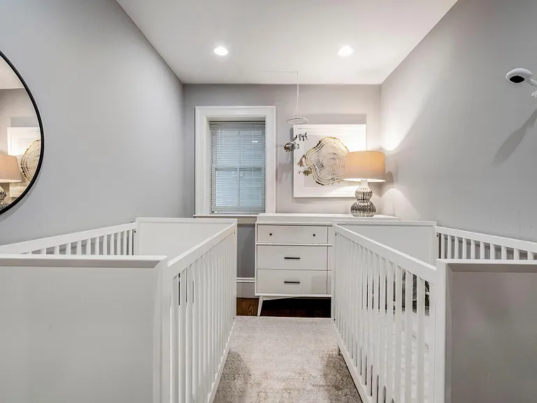 532 E Broadway #1 — Photo 18