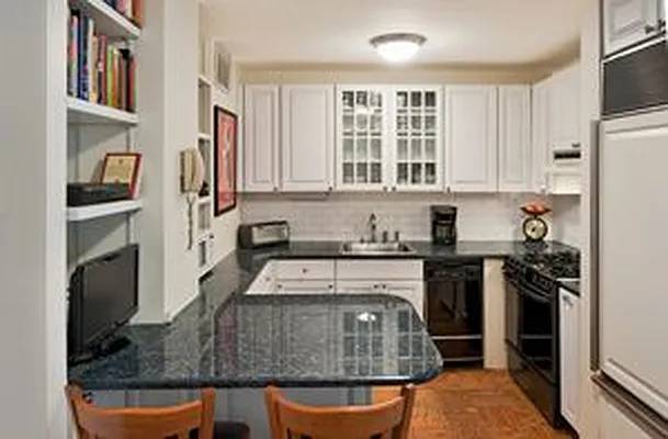 Sold by Douglas Elliman | media 14