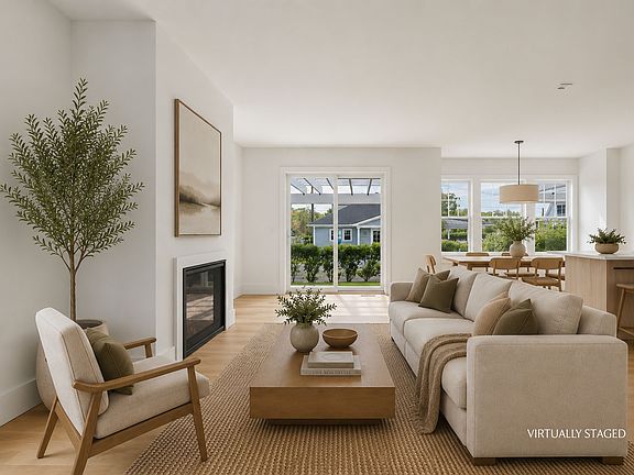 3rd image of 1104 Pearl Way Unit 104