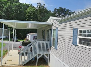 23 Mountain Range Rd, Candler, NC 28715