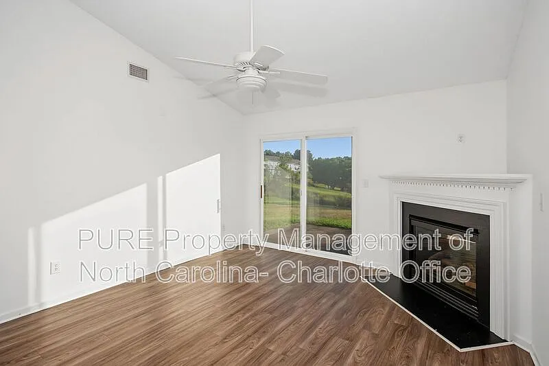 Mill Creek — Photo 2